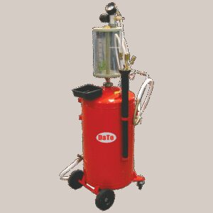 OIL DRAINER WITH SUCTION